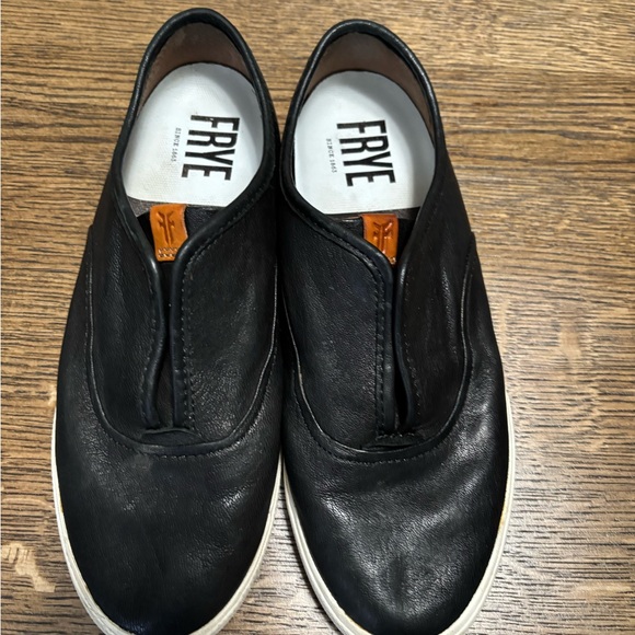 Frye Leather Slip-On Sneakers Black Size 7.5 - Picture 1 of 9